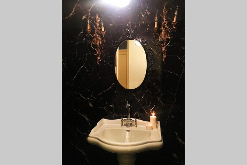Terrazzo Esclusivo Con Zona Solarium Da 200 Mq Lägenhet Valderice Exteriör bild