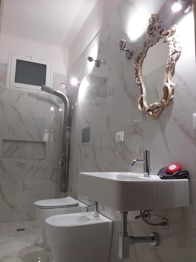 Terrazzo Esclusivo Con Zona Solarium Da 200 Mq Lägenhet Valderice Exteriör bild
